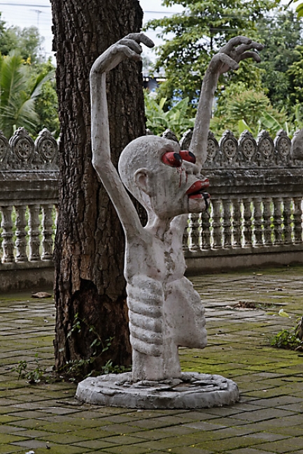 Prasat Sa Kamphaeng Yai-100